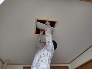 点検口